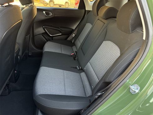 Used 2021 Kia Soul EX image 27