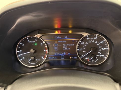 Used 2022 Nissan Altima 2.5 SR image 9