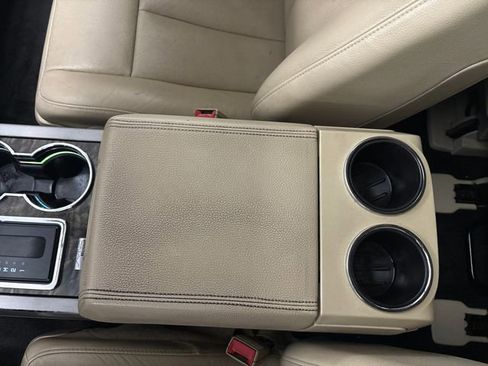 Used 2015 Ford Expedition Limited image 58