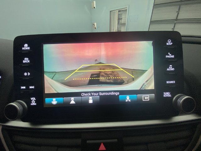 Used 2019 Honda Accord Touring image 17