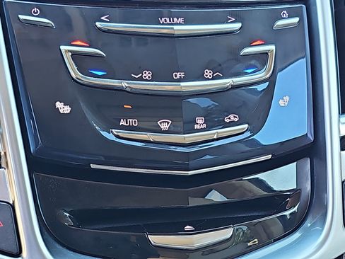 Used 2016 Cadillac SRX Luxury w/ Driver Awareness Package image 26