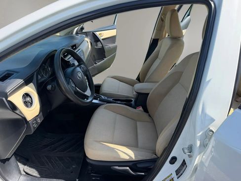 Used 2019 Toyota Corolla LE FWD image 12