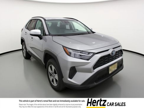 Used 2025 Toyota RAV4 XLE w/ Weather Package FWD image 1