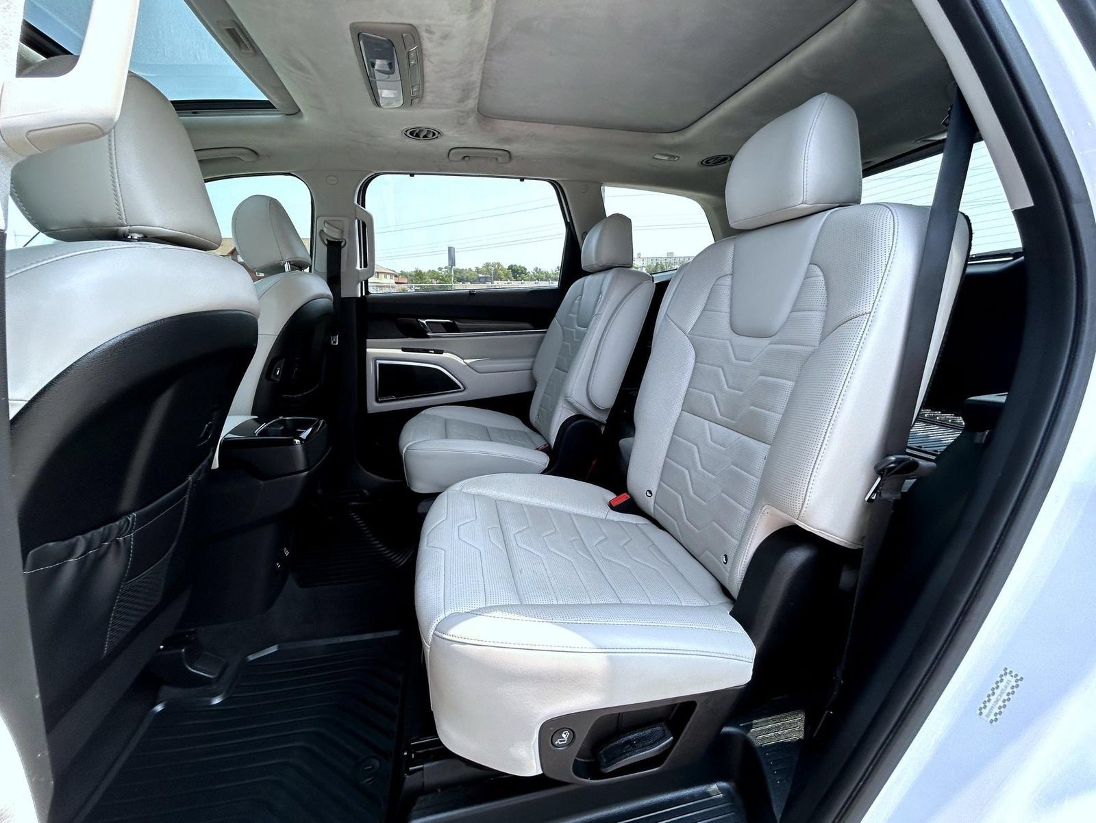 Used 2021 Kia Telluride SX w/ SX Prestige Package AWD/4WD image 21