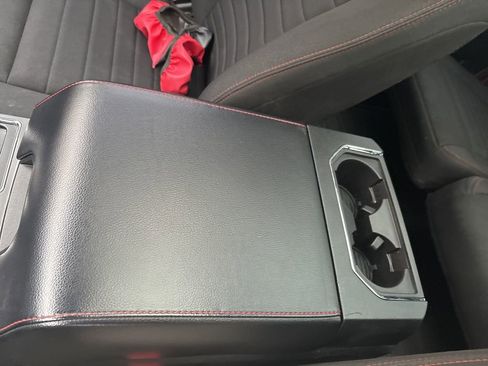 Used 2018 Ford F150 XLT w/ Equipment Group 302A Luxury image 14