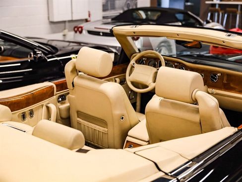 Used 2000 Rolls-Royce Corniche RWD image 21