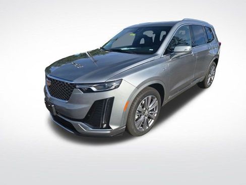 Certified 2025 Cadillac XT6 Premium Luxury image 1