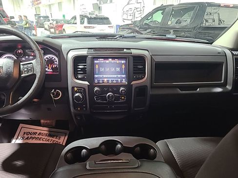 Used 2019 RAM 1500 Express w/ Wheel & Sound Group AWD/4WD image 7