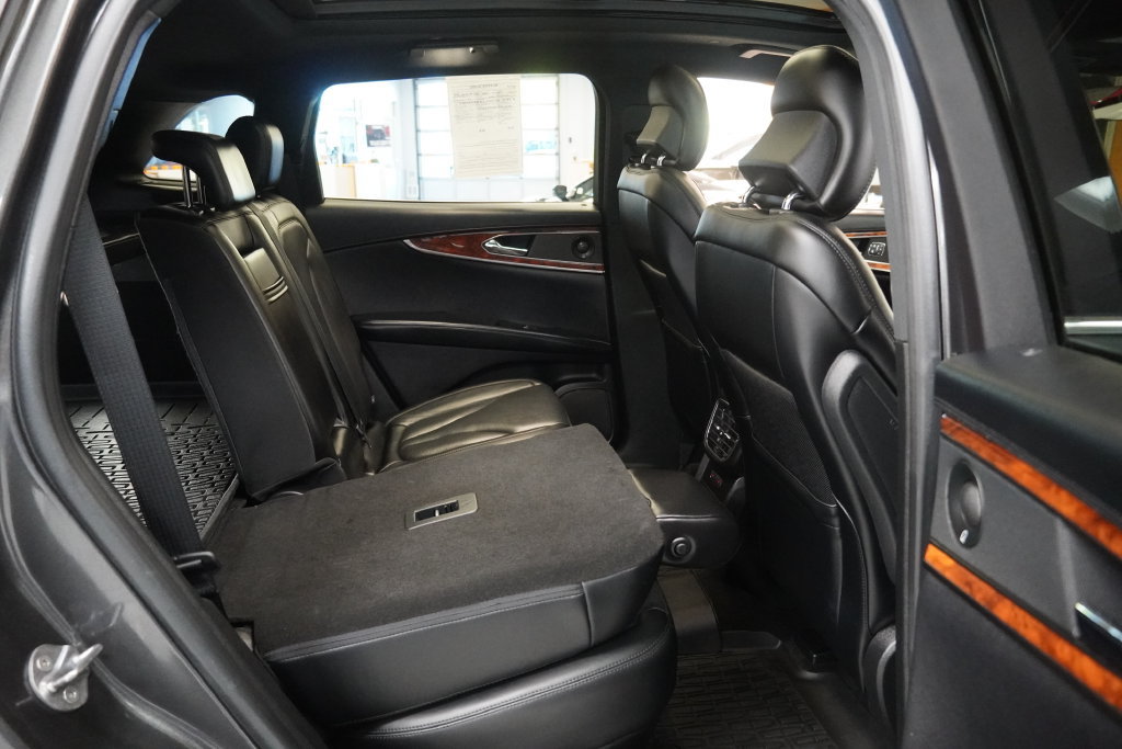 Used 2019 Lincoln Nautilus Reserve AWD/4WD image 35