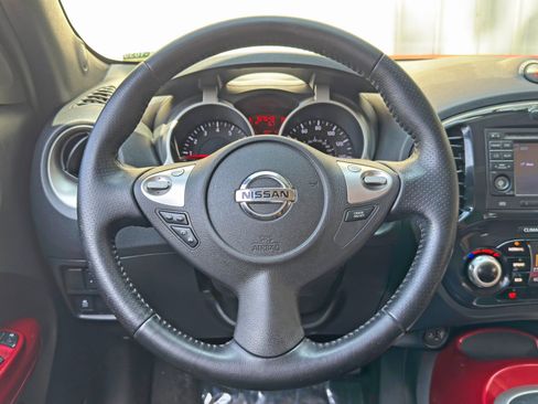 Used 2013 Nissan Juke SV w/ Sport Pkg AWD/4WD image 19