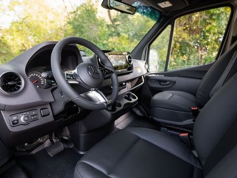 New 2026 Mercedes-Benz Sprinter 2500 image 14