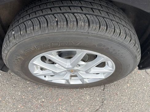 Certified 2024 Chevrolet Equinox LT AWD/4WD image 15