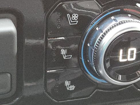 New 2026 GMC Sierra 2500 SLT w/ SLT Premium Package image 8