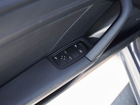 Used 2025 Porsche 911 Carrera 4 GTS w/ Premium Package image 25