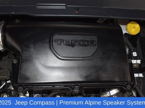 Used 2025 Jeep Compass Latitude w/ Sun & Sound Group image 7