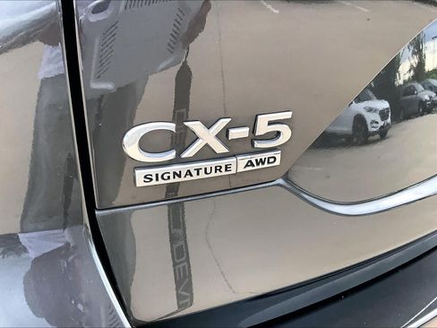 Used 2023 MAZDA CX-5 Signature AWD/4WD image 30