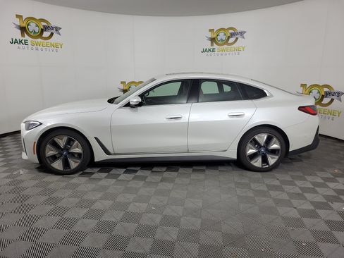 Used 2023 BMW i4 eDrive35 w/ Premium Package RWD image 2