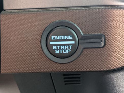 Used 2022 Ford Bronco Outer Banks AWD/4WD image 28