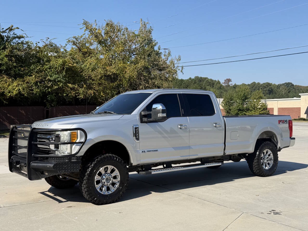 Used 2017 Ford F250 XLT w/ XLT Premium Package AWD/4WD image 1