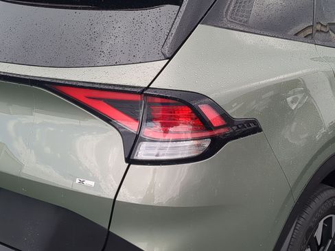 Certified 2023 Kia Sportage X-Line w/ X-Line Premium Package AWD/4WD image 11