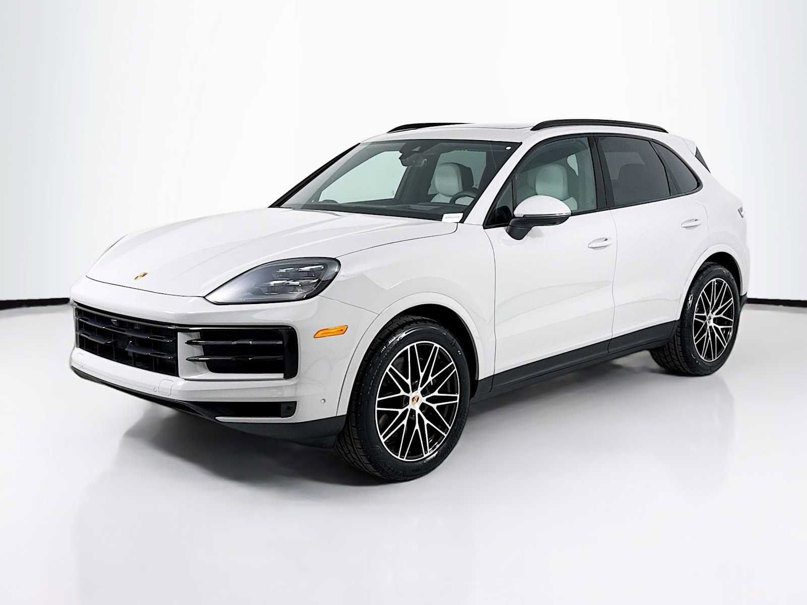 Used 2026 Porsche Cayenne AWD/4WD image 1