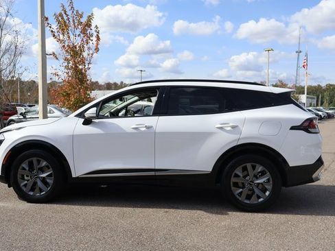 Used 2023 Kia Sportage SX image 4