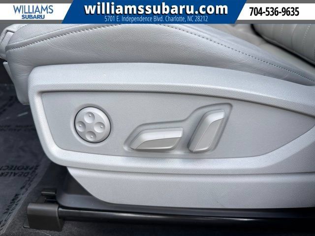 Used 2024 Audi Q5 2.0T Premium Plus w/ Premium Plus Package AWD/4WD image 29