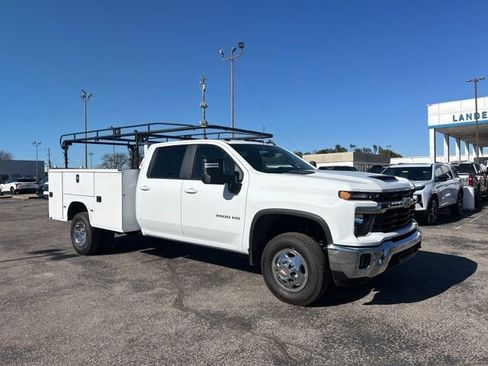 New 2026 Chevrolet Silverado 3500 LT w/ Convenience Package image 1