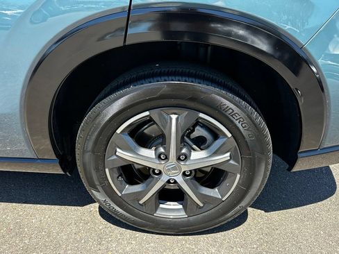 Used 2024 Honda HR-V EX-L image 10