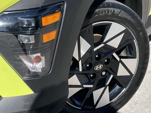 Used 2024 Hyundai Kona SEL image 8