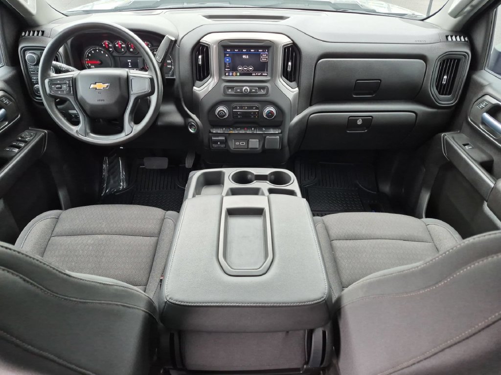 Certified 2025 Chevrolet Silverado 2500 Custom w/ Custom Value Package AWD/4WD image 18