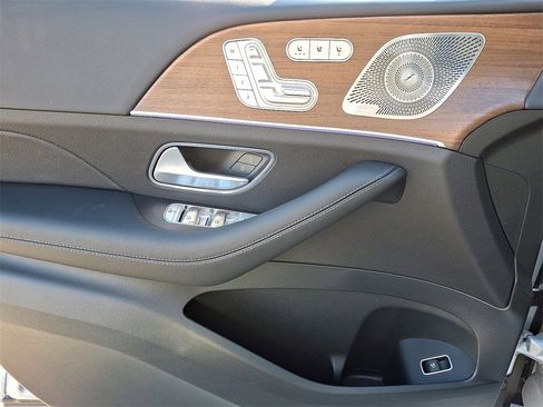 Certified 2025 Mercedes-Benz GLS 450 4MATIC image 12