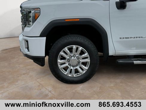 Used 2021 GMC Sierra 3500 Denali w/ Denali Ultimate Package AWD/4WD image 9