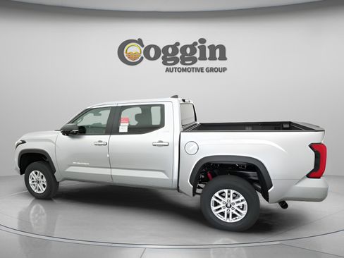 New 2026 Toyota Tundra SR5 image 9