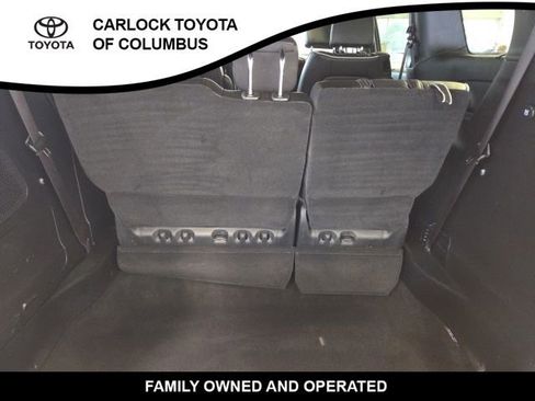Used 2023 Chrysler Pacifica Limited w/ Uconnect Theater Family Group AWD/4WD image 16