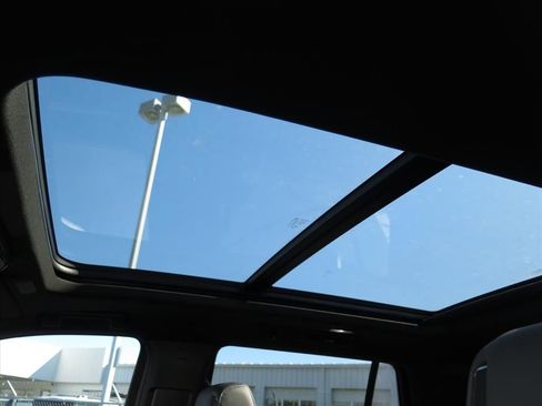 New 2026 Cadillac Escalade Luxury w/ Touring Package image 15