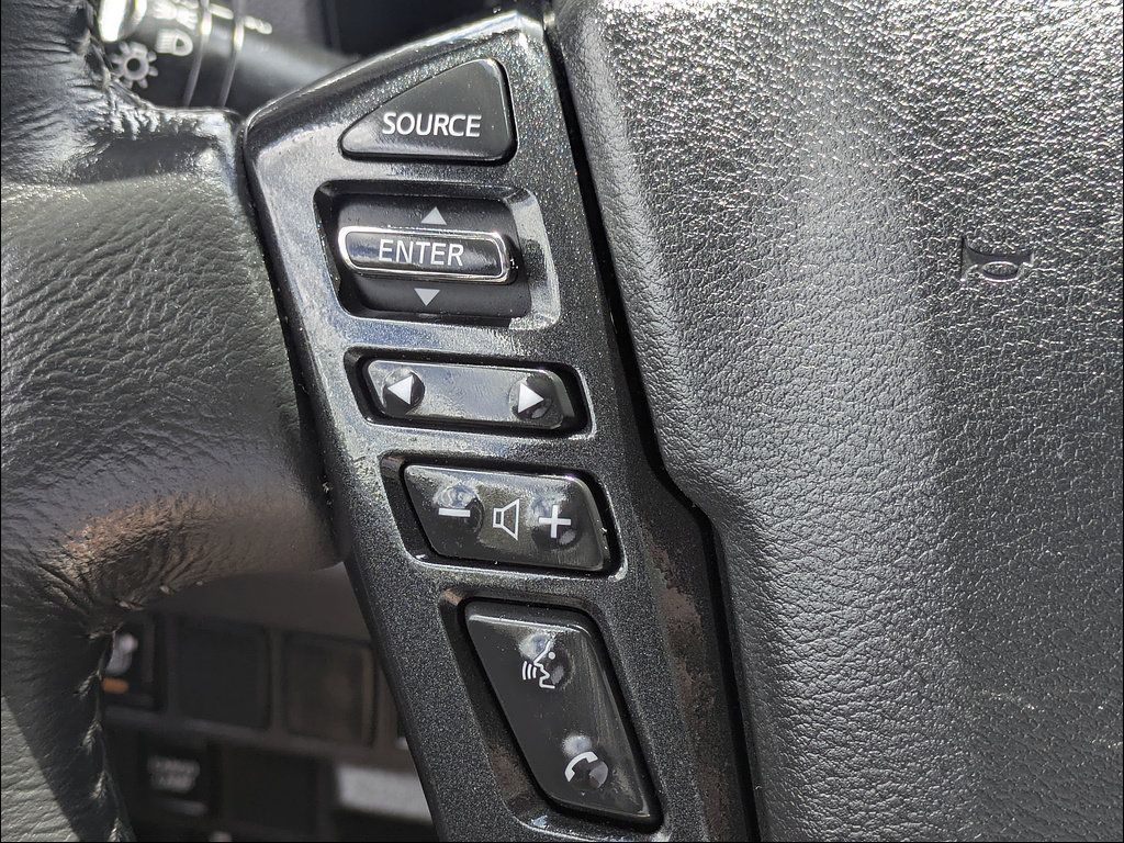 Used 2024 Nissan Frontier SV w/ Technology Package RWD image 23