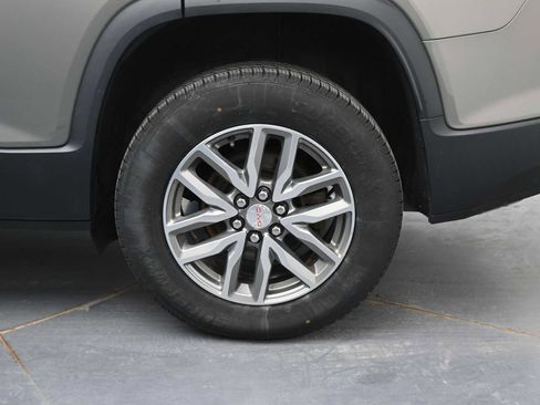 Used 2019 GMC Acadia SLE w/ LPO, Floor Liner Package image 5