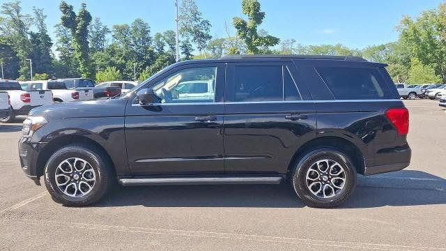 Certified 2024 Ford Expedition XLT AWD/4WD image 5