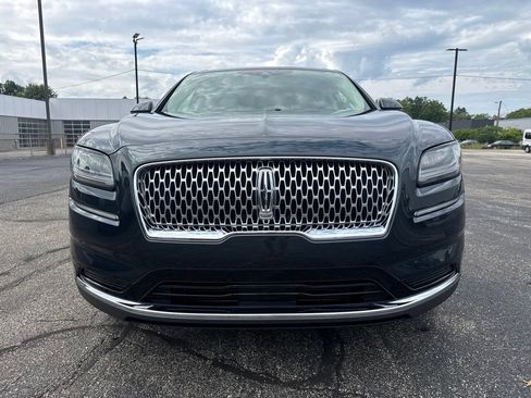 Used 2023 Lincoln Nautilus Reserve AWD/4WD image 9