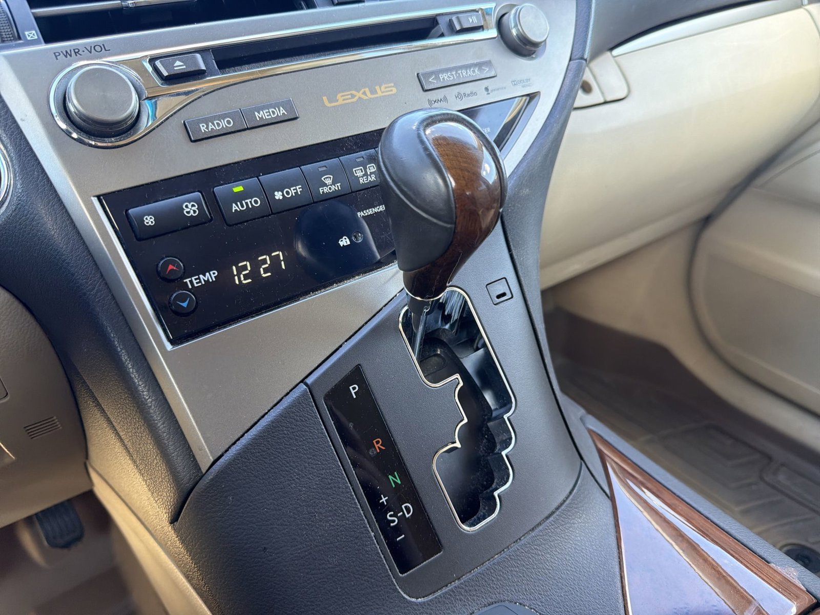 Used 2013 Lexus RX 350 AWD w/ Navigation Pkg image 19