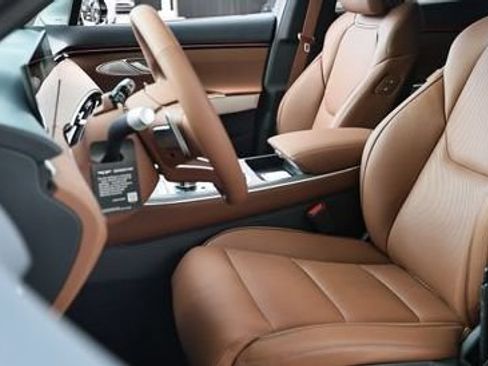 New 2026 Genesis GV70 2.5T Advanced AWD/4WD image 23