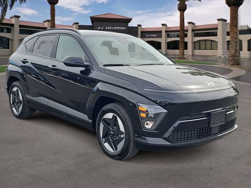 Certified 2025 Hyundai Kona SEL FWD image 2