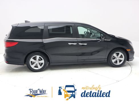 Used 2018 Honda Odyssey EX-L image 2