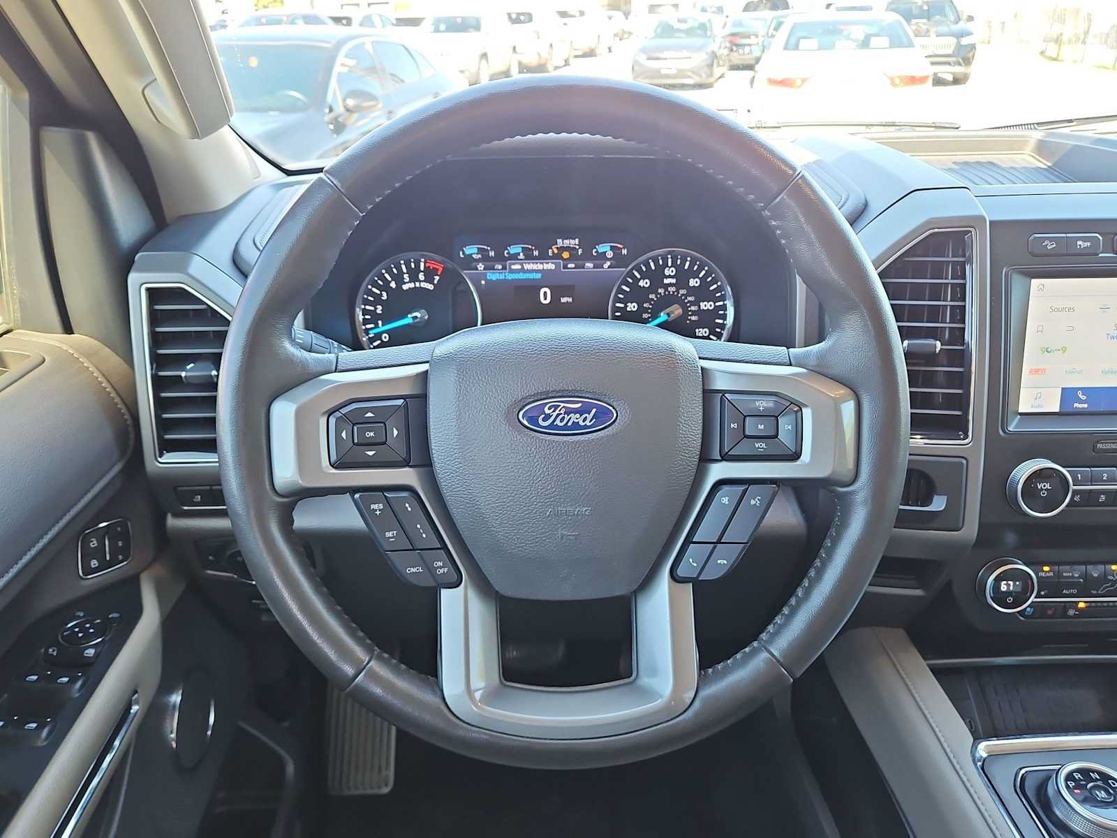 Used 2021 Ford Expedition XLT AWD/4WD image 23
