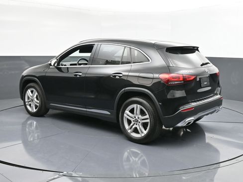 Certified 2021 Mercedes-Benz GLA 250 4MATIC image 6