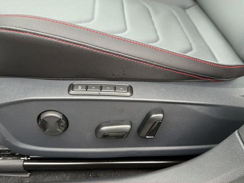 New 2026 Volkswagen Jetta GLI Autobahn FWD image 15