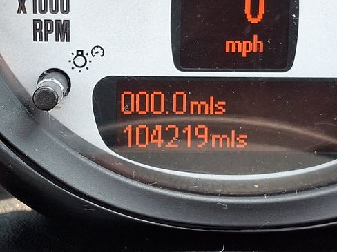 Used 2013 MINI Cooper Roadster FWD image 17