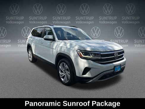 Used 2023 Volkswagen Atlas SE w/ Panoramic Sunroof Package AWD/4WD image 9