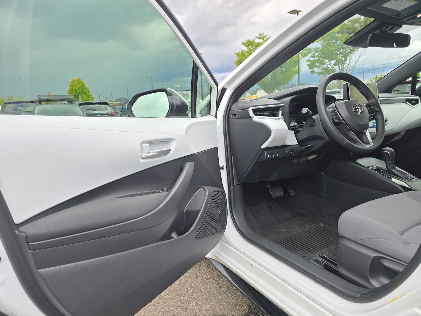 Certified 2026 Toyota Corolla SE AWD/4WD image 19